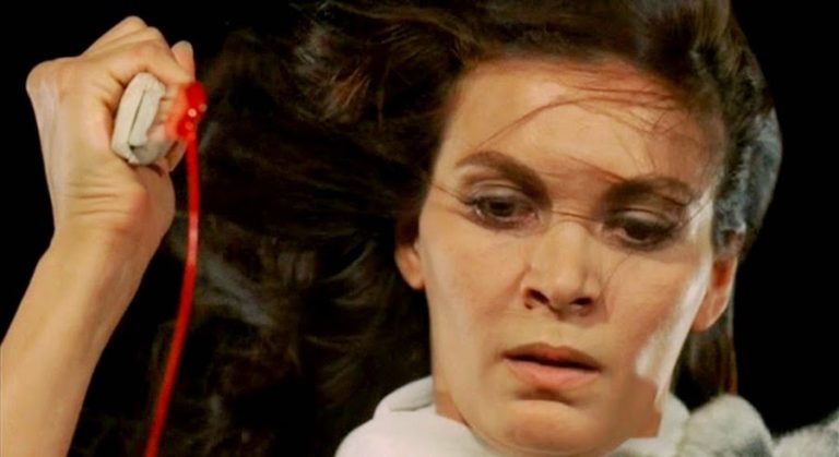 Una Lucertola Con La Pelle Di Donna