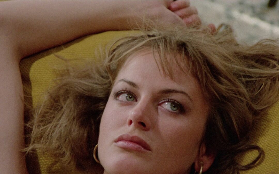 La ragazza dal pigiama giallo (1978)